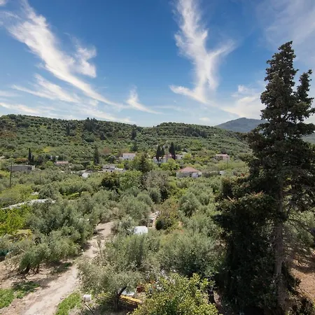 Holiday home Achilleas Deluxe αpartment -pet Friendly-parking-mountain View *