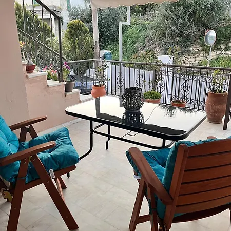 Holiday home Achilleas Deluxe αpartment -pet Friendly-parking-mountain View