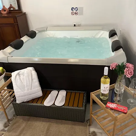 Achilleas Deluxe αpartment -pet Friendly-parking-mountain View