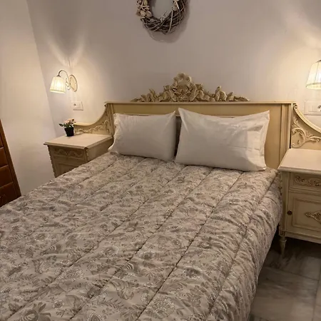 Achilleas Deluxe αpartment -pet Friendly-parking-mountain View *