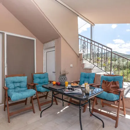 Achilleas Deluxe αpartment -pet Friendly-parking-mountain View Kotsiana