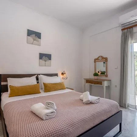 Achilleas Deluxe αpartment -pet Friendly-parking-mountain View
